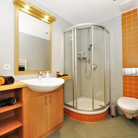 Brise Luna App 07 塞巴特黑灵斯多夫